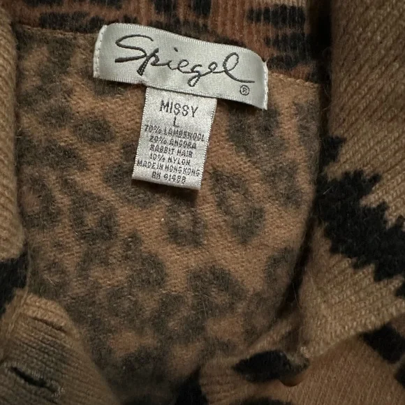 Spiegel Lambswool & Angora Rabbit Hair Leopard Seater | Size Large - Picture 7 of 8